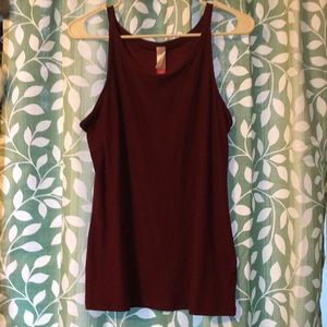 Maroon tank.